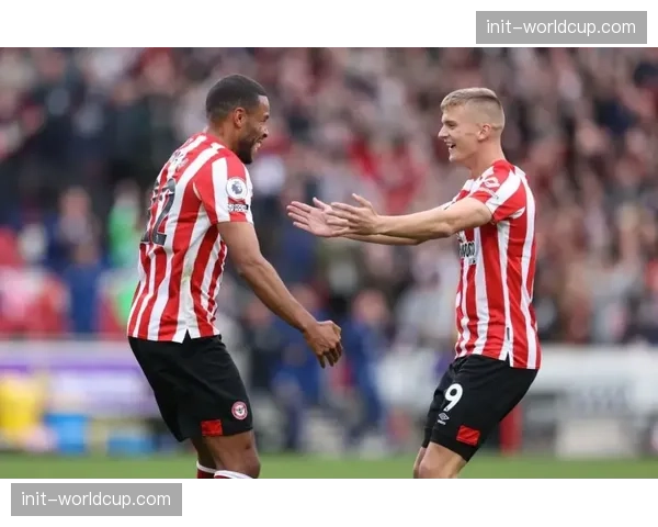 “布伦特福德1-1战平阿斯顿维拉,主队通过高效反击取得领先” “布伦特福德1-1战平阿斯顿维拉,主队通过高效反击取得领先”