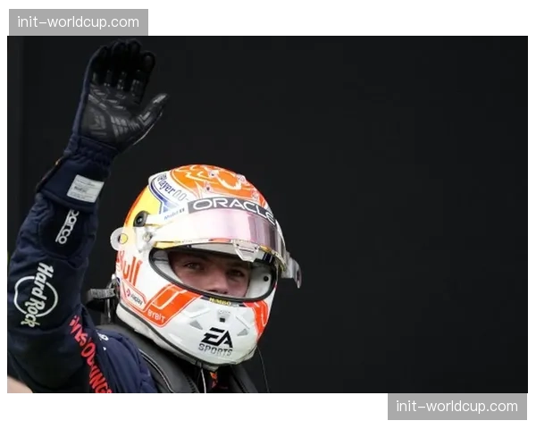 维斯塔潘独家专访：谈新赛季赛车稳定性及卫冕压力