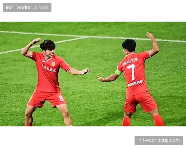 上海海港对阵重庆铜梁龙，卫冕冠军急需止颓